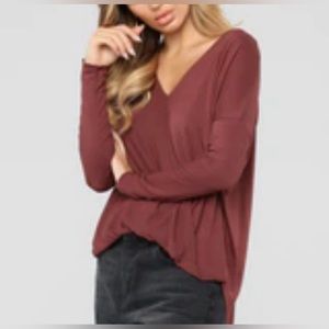 Women’s Fashion Nova Long Sleeve High Low Top Size Extra Small XS